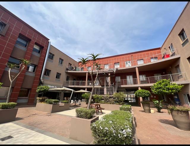 211M² OFFICE TO LET IN ILLOVO